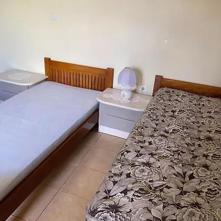 Apartment Dimitris Near The Beach! Karavomilos (Central Greece)